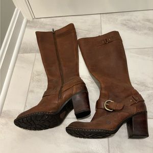 BORN
 
Deba Leather Boot, size 7